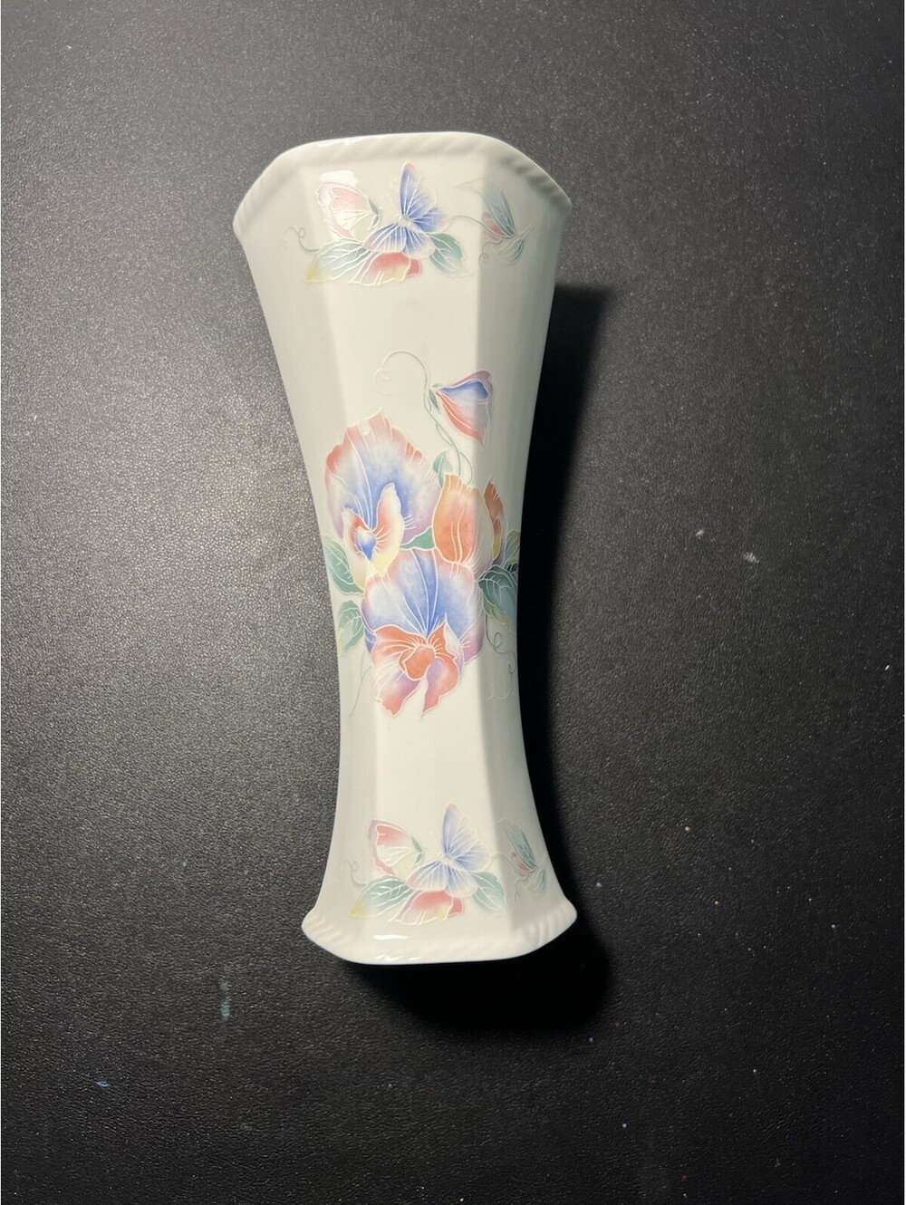 Aynsley England 1980s Vase Little Sweetheart Pastel Floral Bone China, 4x9” - Picture 5 of 14